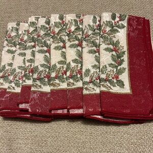 8 Winter Holly on Ivory Green and Red Print Napkins